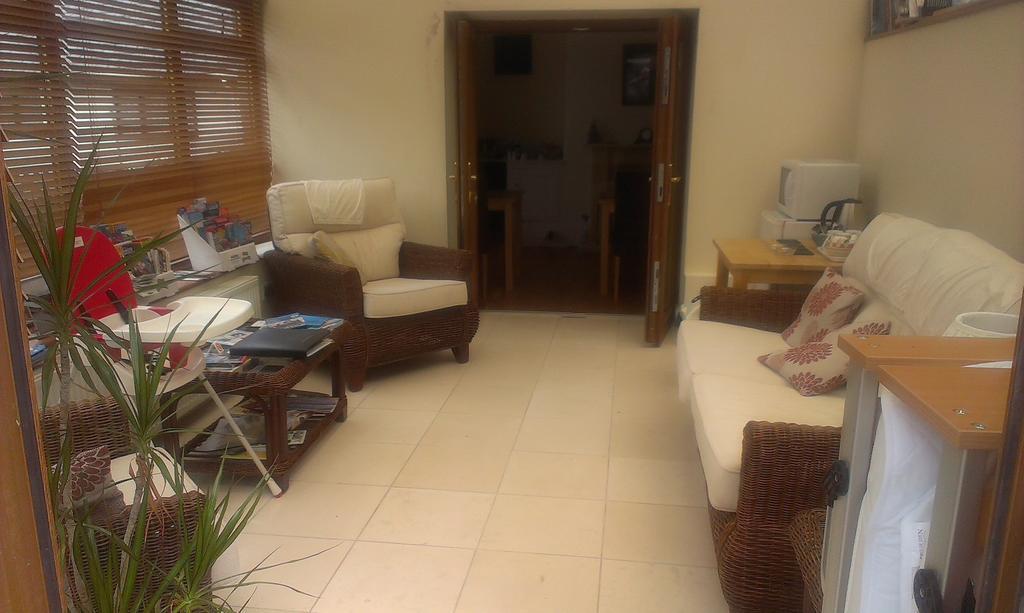Bed & Breakfast Pant Teg Tregarth